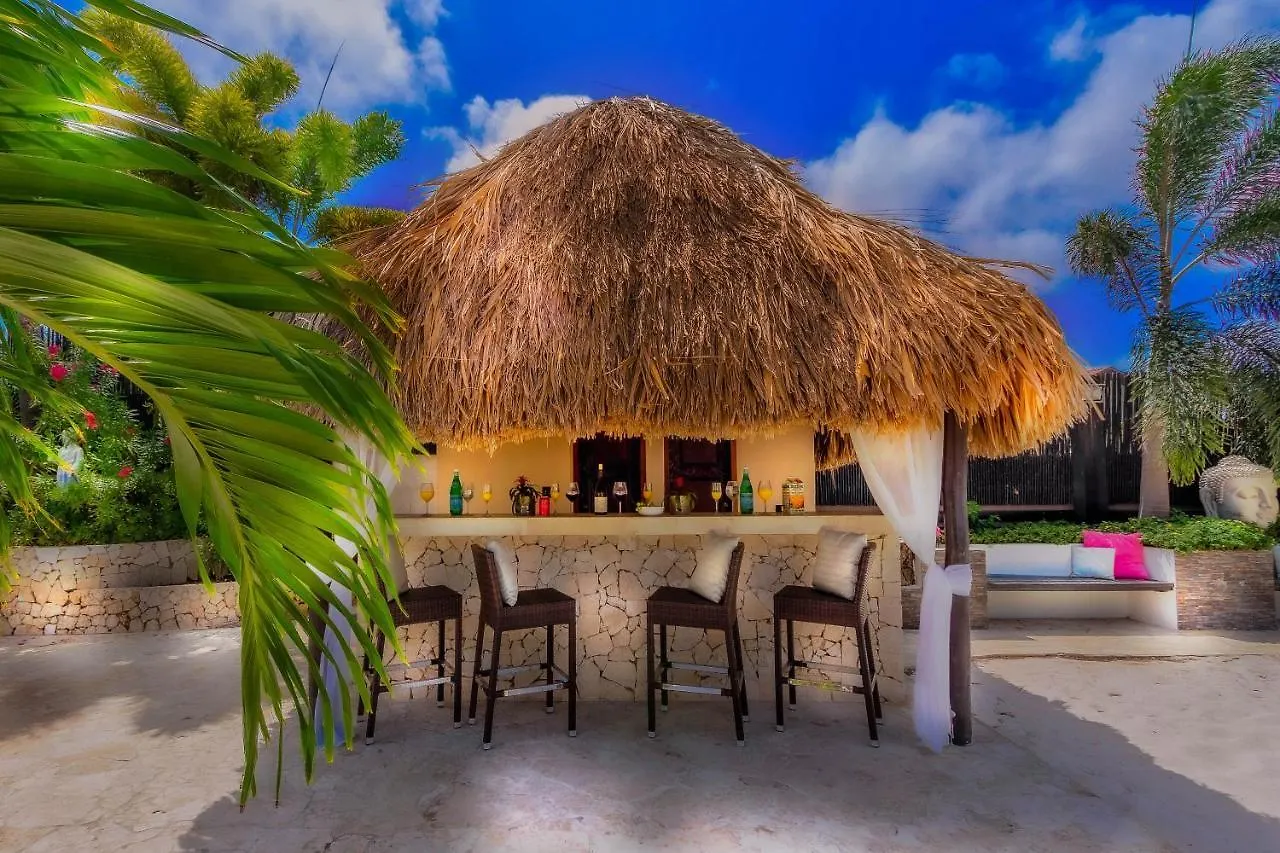 Сasa de vacaciones Villa Bali Retreat Aruba -2 Pools,Cinema,Yoga,Cave Noord Aruba