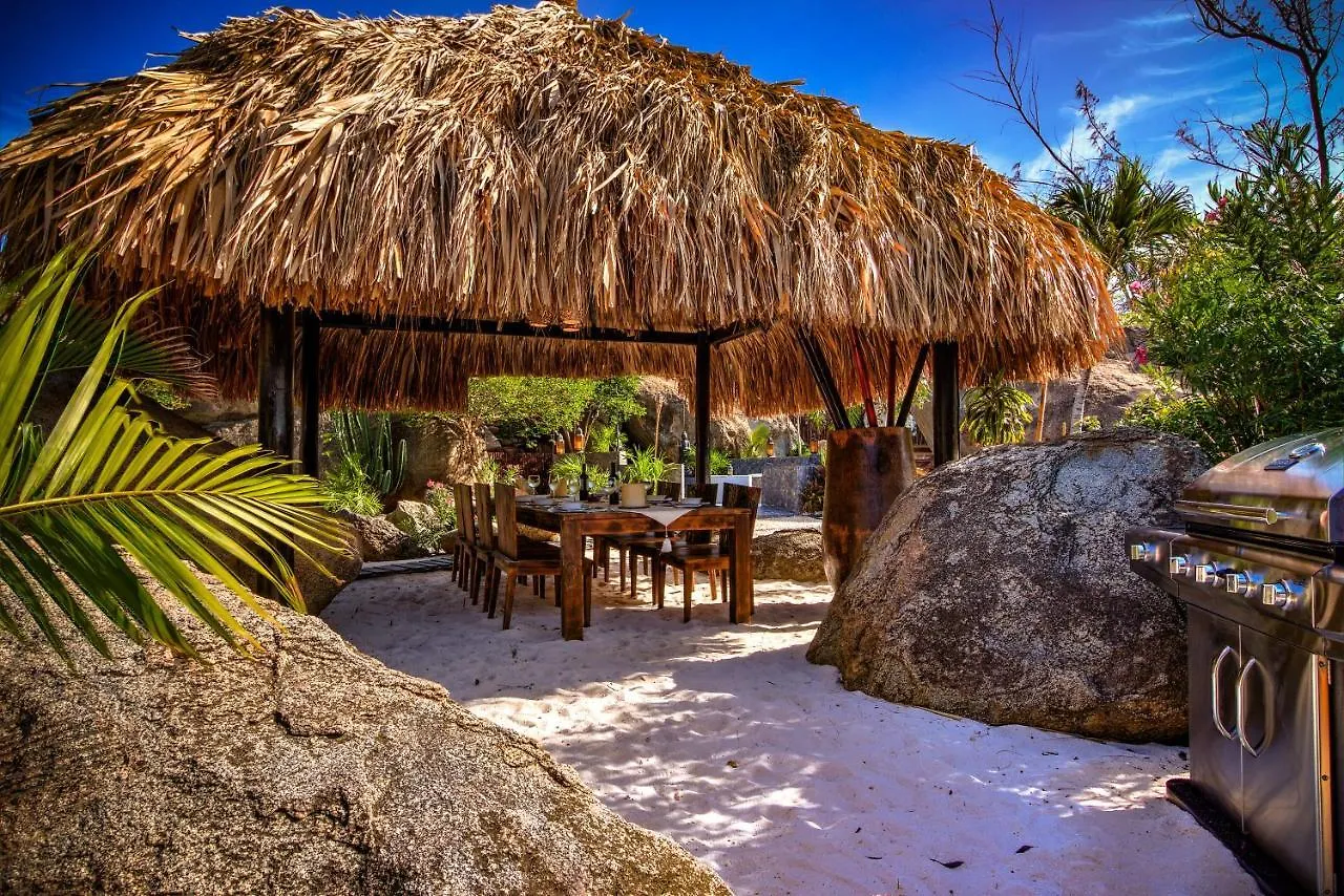Сasa de vacaciones Villa Bali Retreat Aruba -2 Pools,Cinema,Yoga,Cave Noord