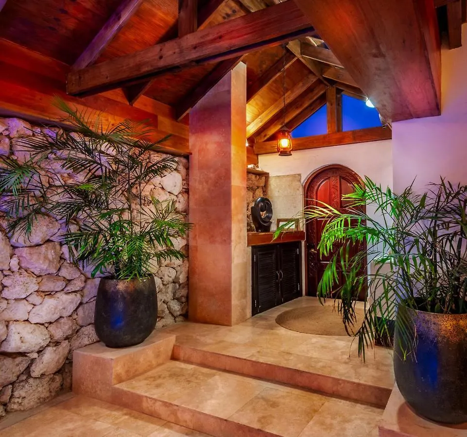 Villa Bali Retreat Aruba -2 Pools,Cinema,Yoga,Cave Noord Ferienhaus